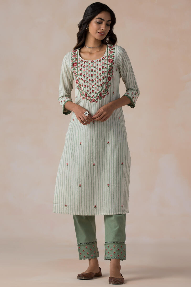 Gulbarg Faheema Kurta
