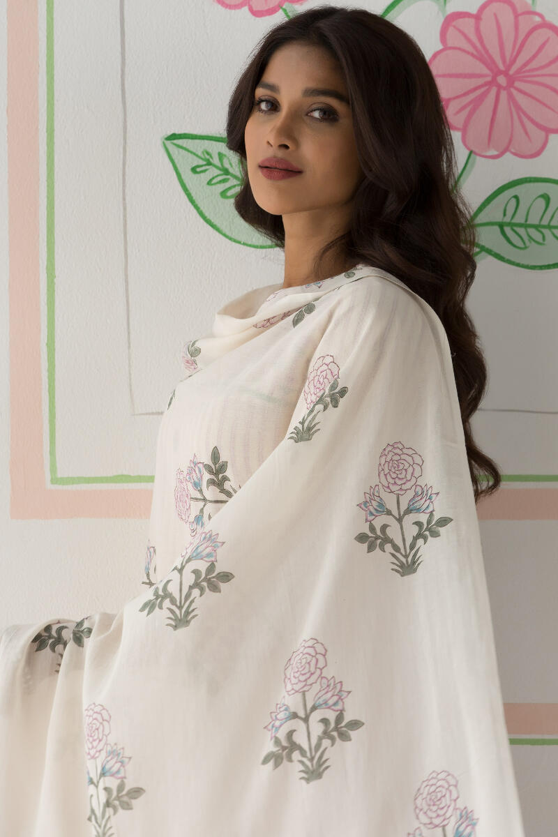 Gulbarg Samrina Dupatta