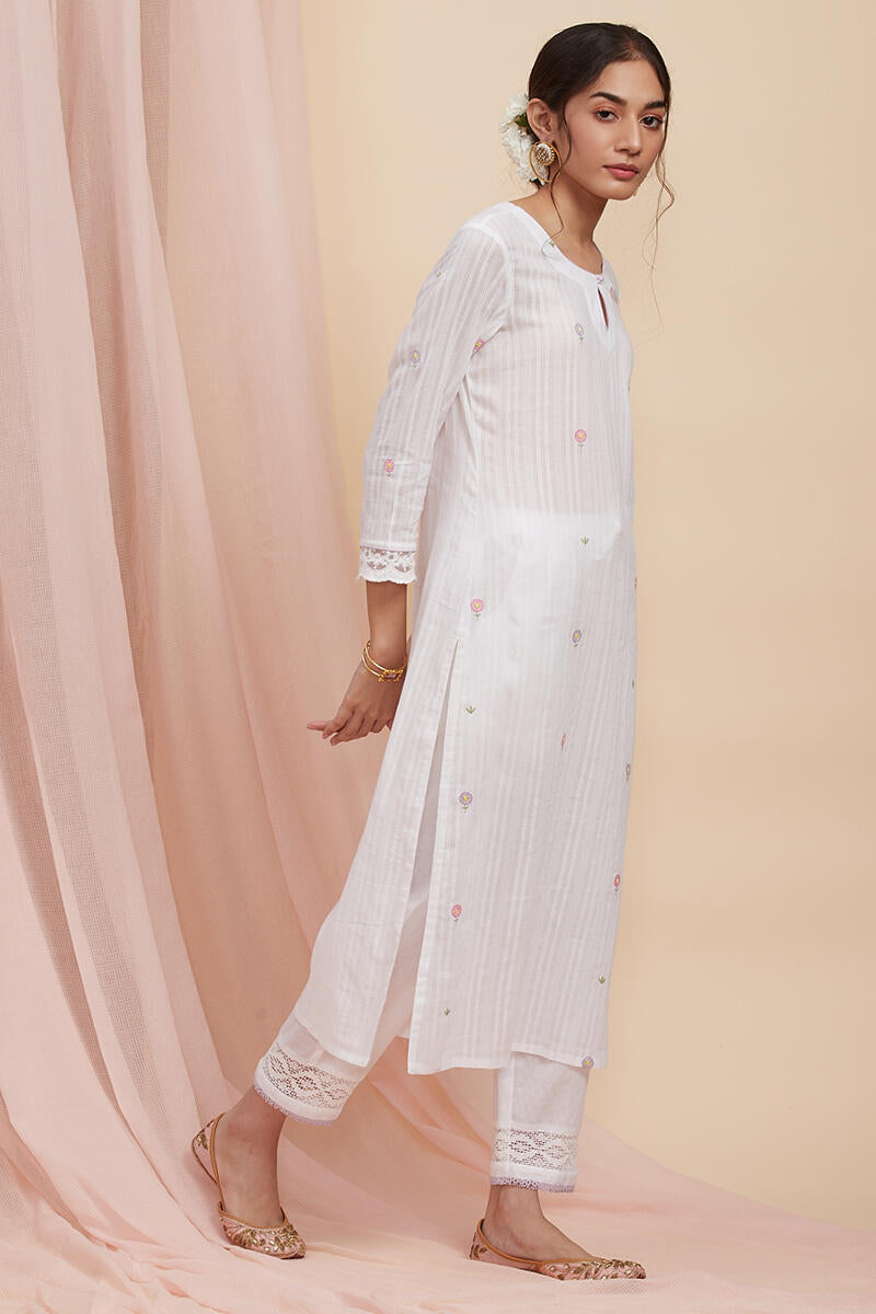 Gulnaz Mahi Kurta