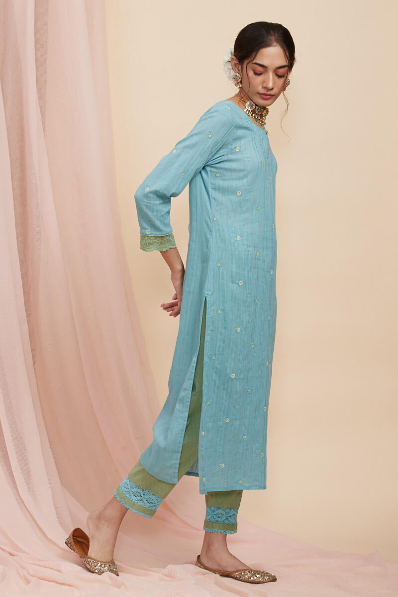 Gulnaz Seher Kurta