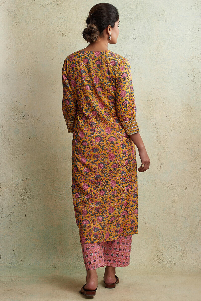Gulzar Dilnaz Kurta
