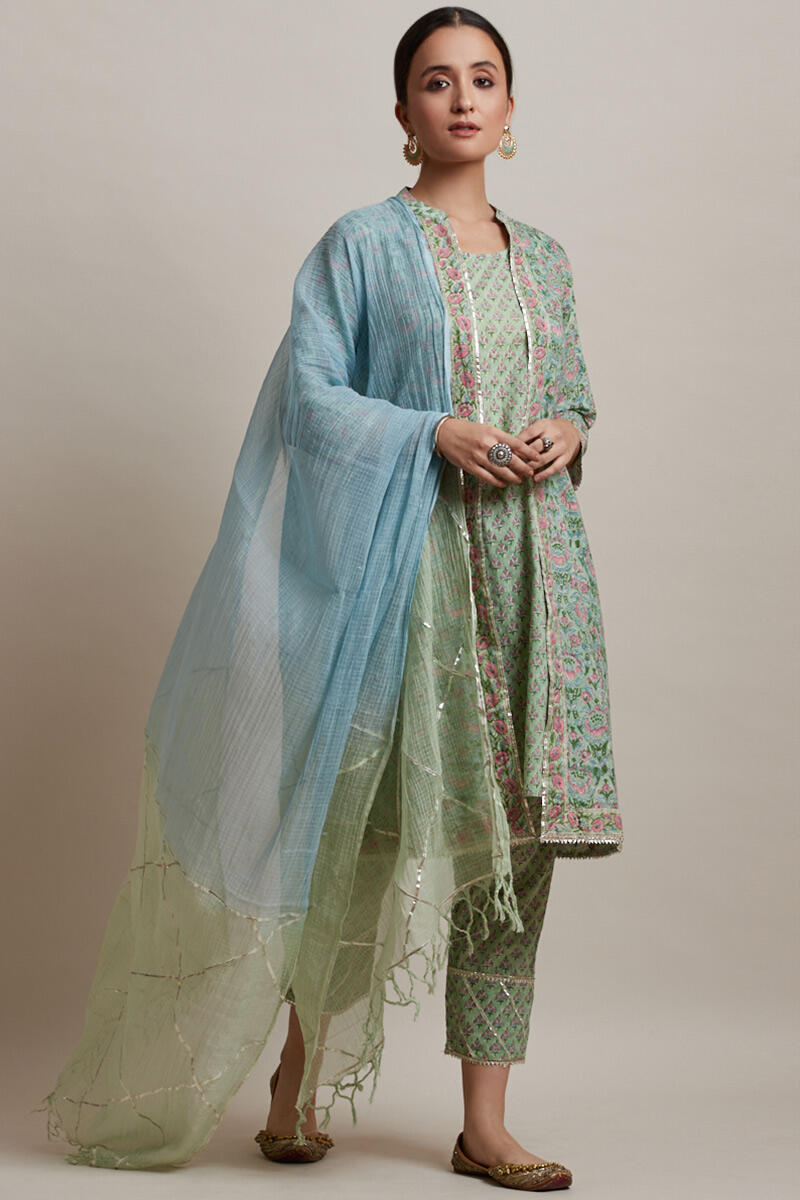 Gulzar Samina Kurta