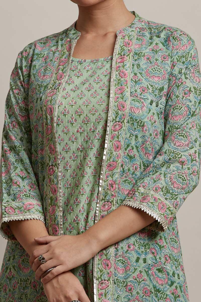 Gulzar Samina Kurta