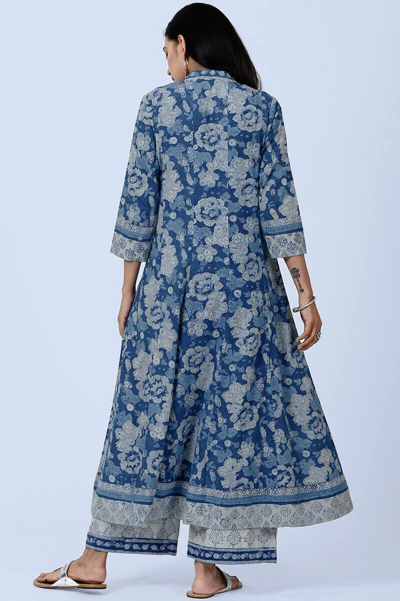 Nur Zareena Kurta