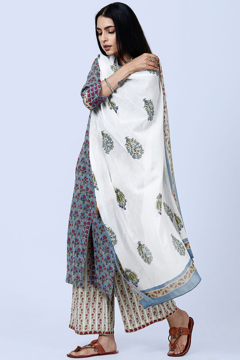 Open buta dupatta