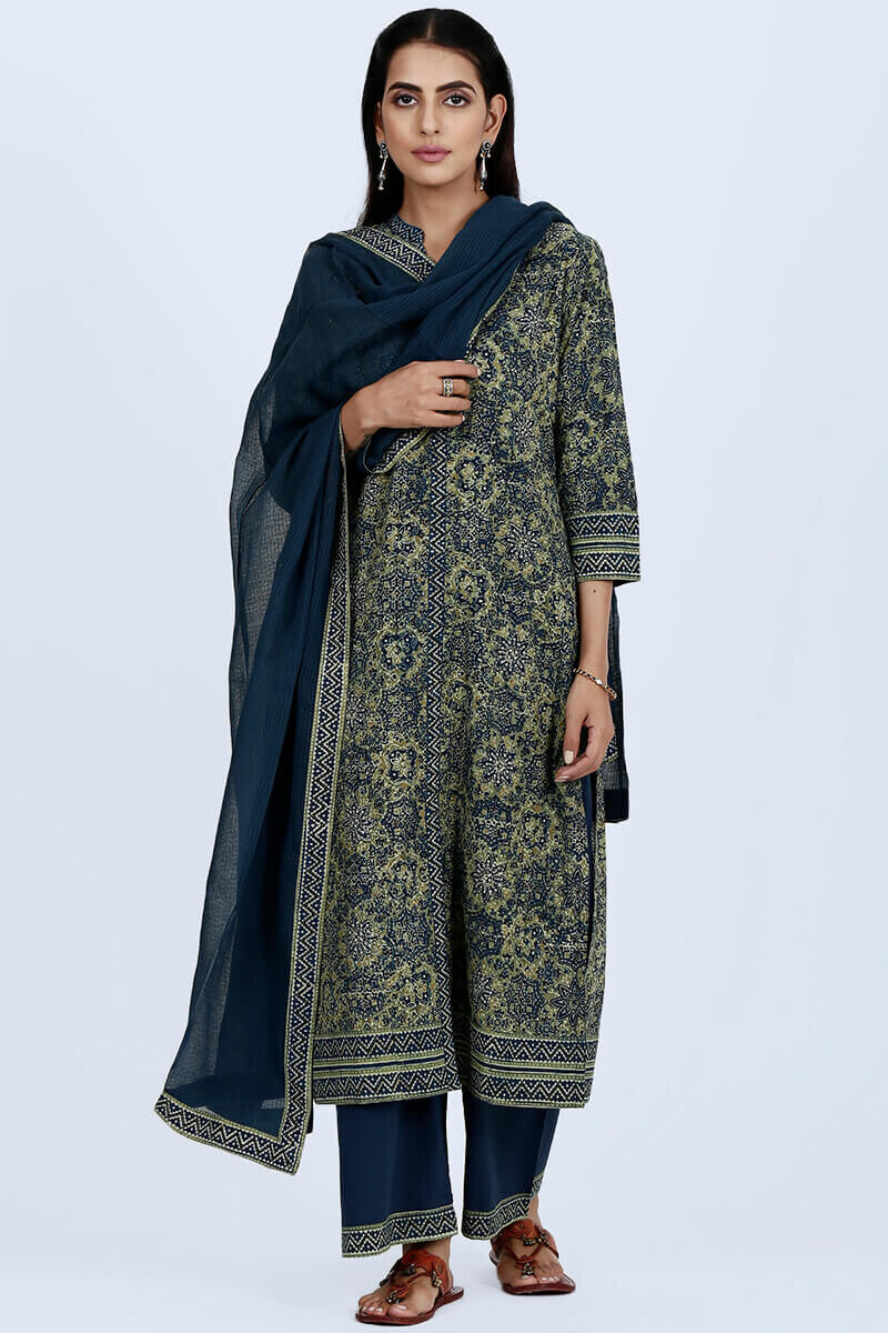 Falaknuma Azah Kurta