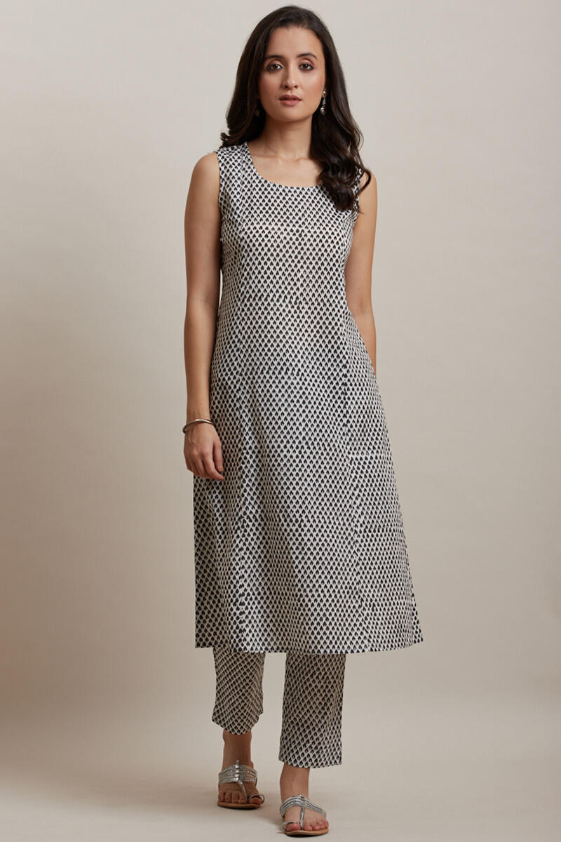 Mumtaz Sahana Kurta