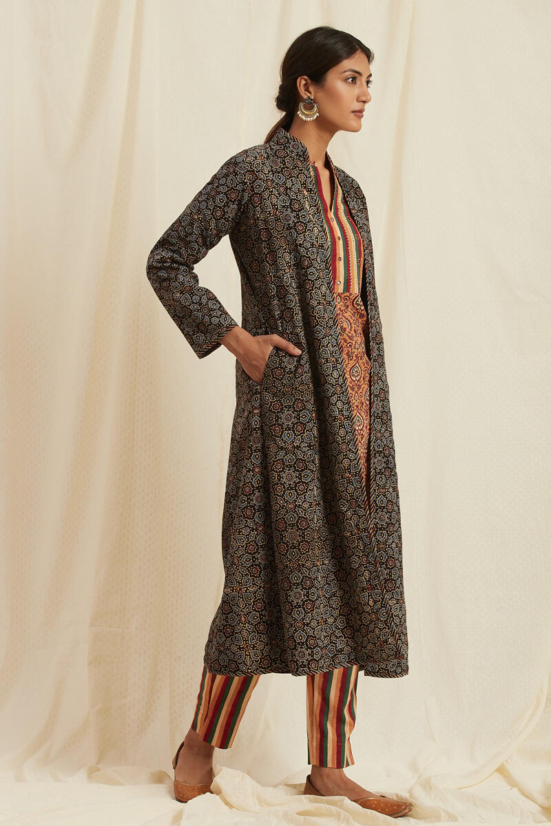 Naadirah Zeinab Reversible Jacket