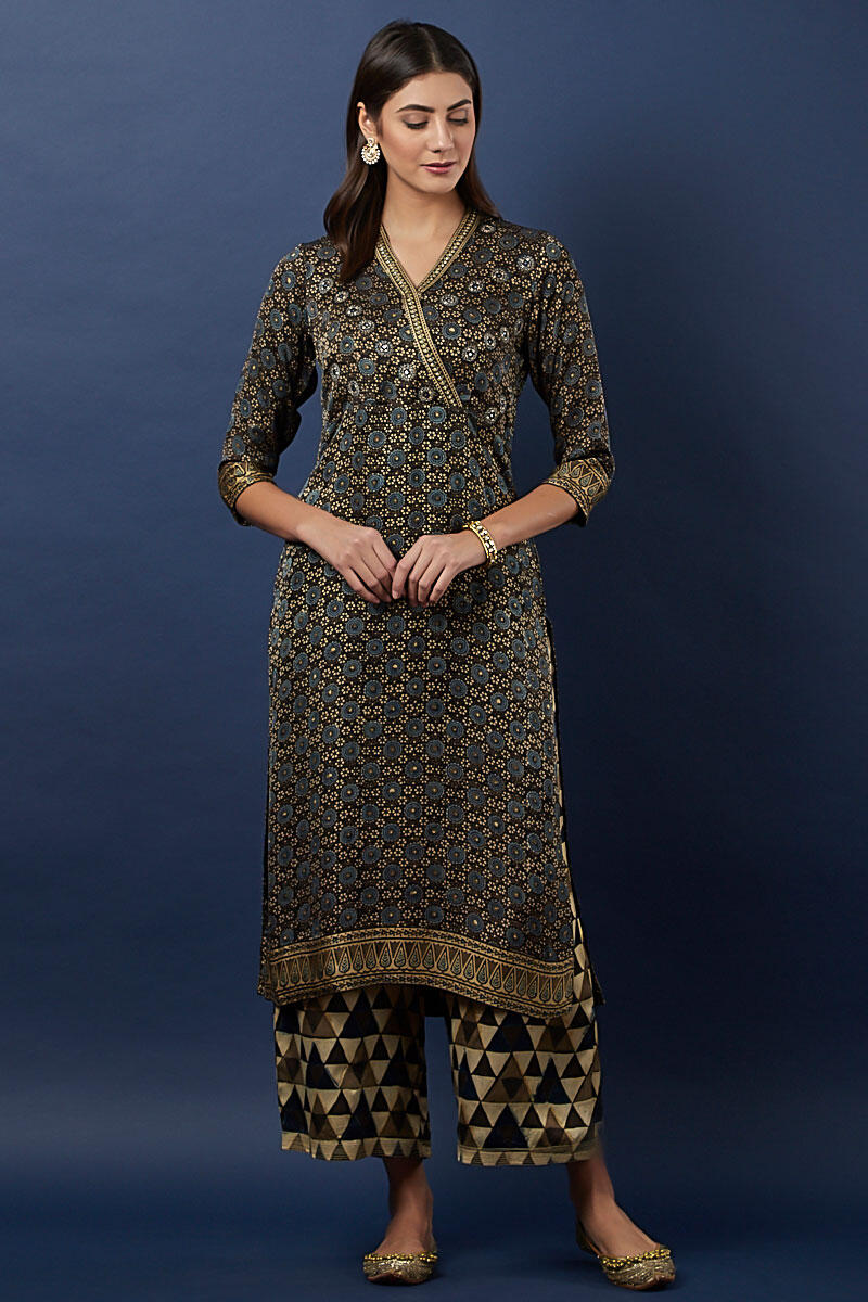 Ajrak silk