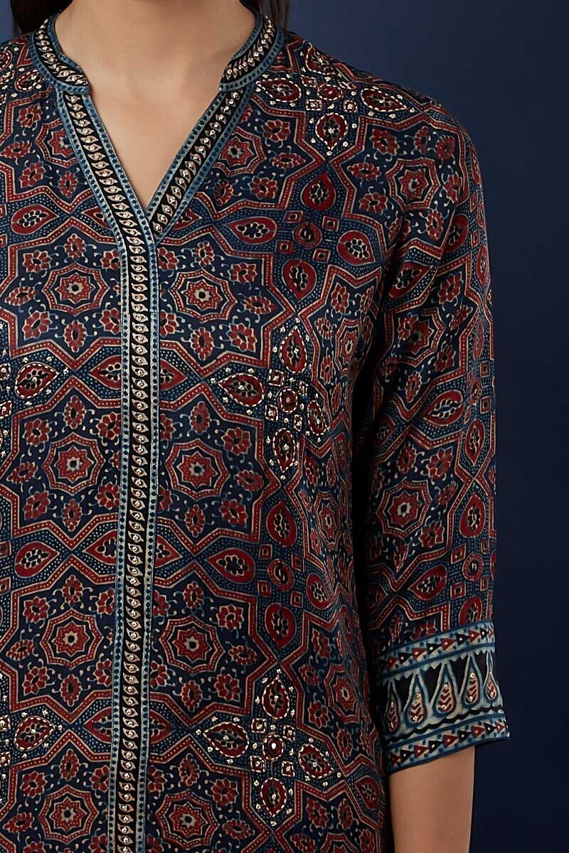 Ajrak silk