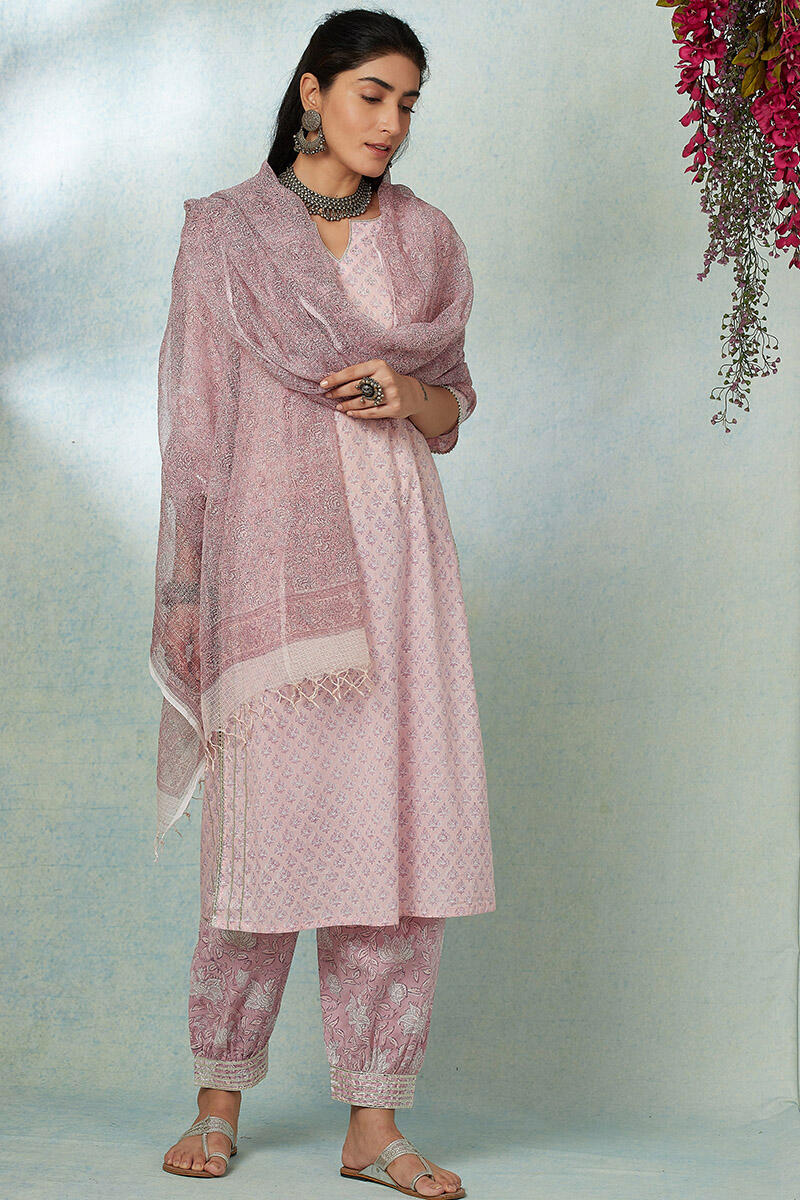 Nusrat Jahan Saira Kota Dupatta