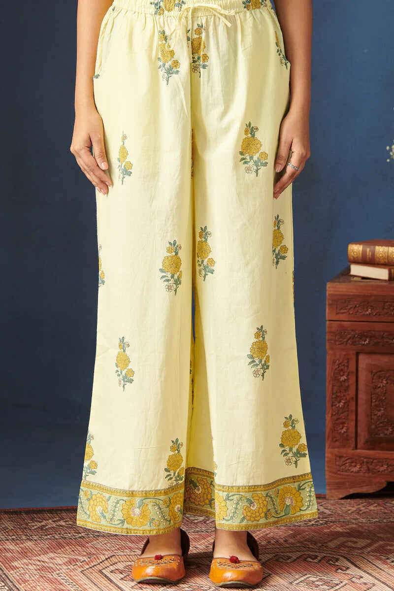 Surplus: Nasrine Maya Sanganeri Farsi