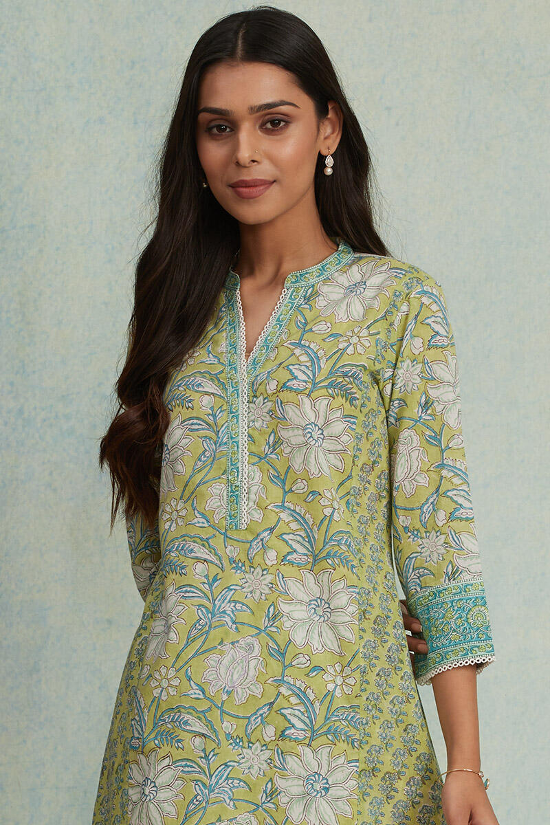 Roz Meher Zafia Kurta