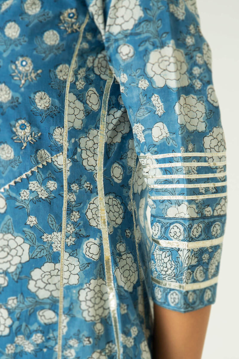 Noor Samrina Kurta