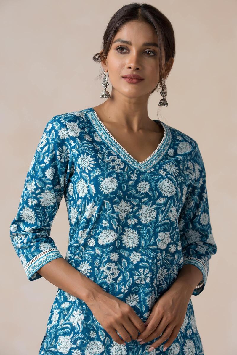 Gauhar Sania Kurta