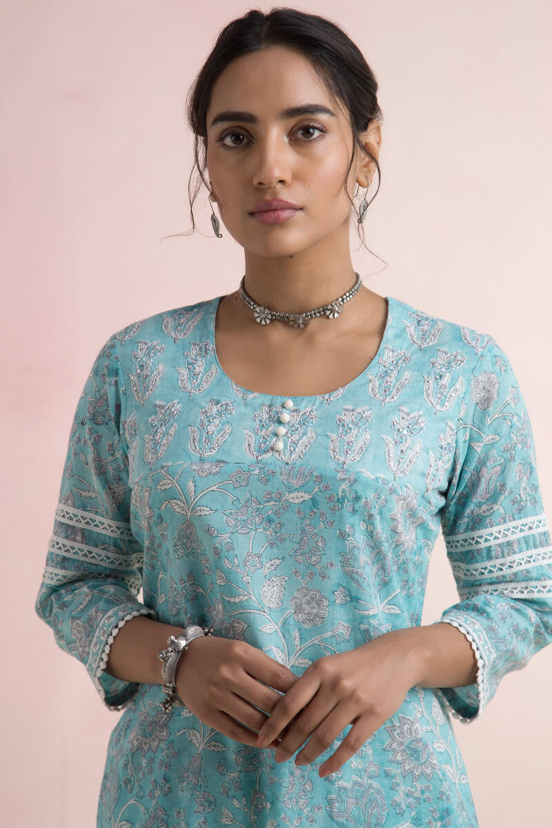Gauhar Zohra Kurta