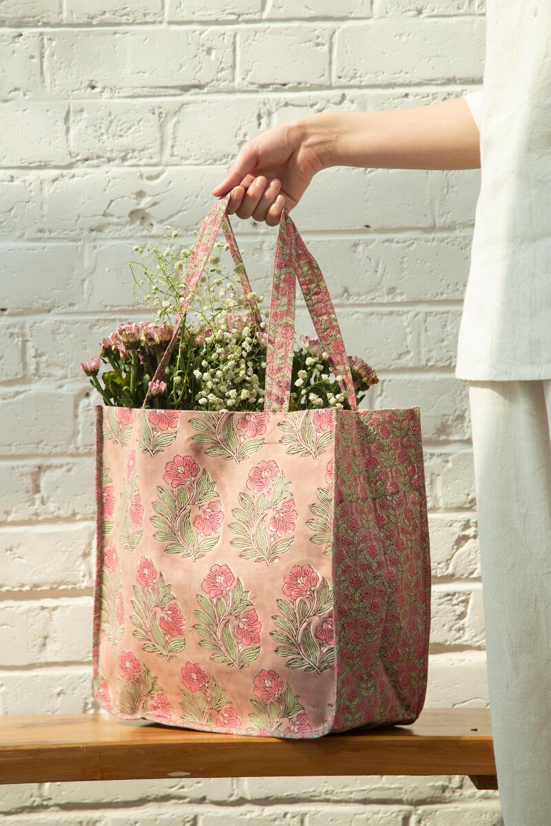 Aashiyana Farah Tote Bag