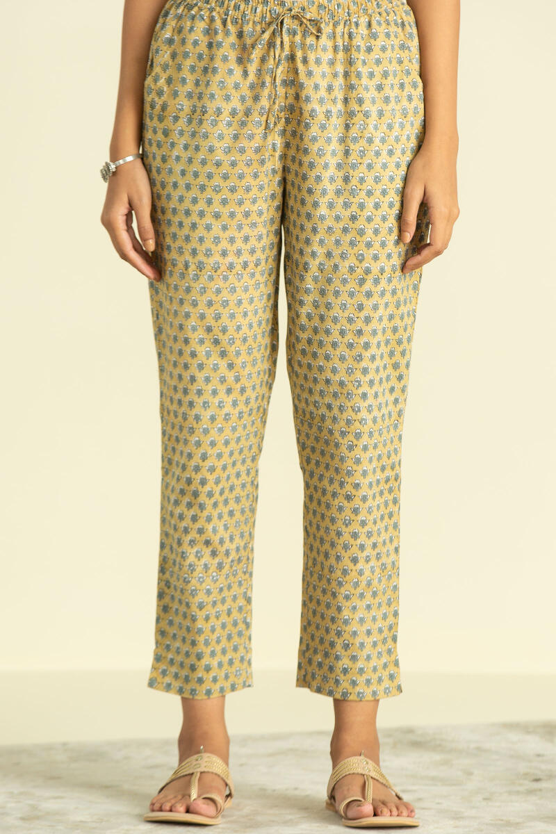 Gauhar Zafiya Narrow Pants