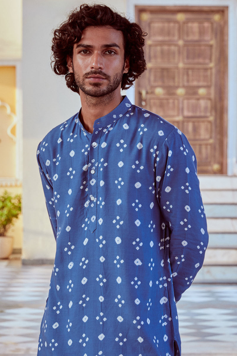 Aatif Modal Bandhej Kurta