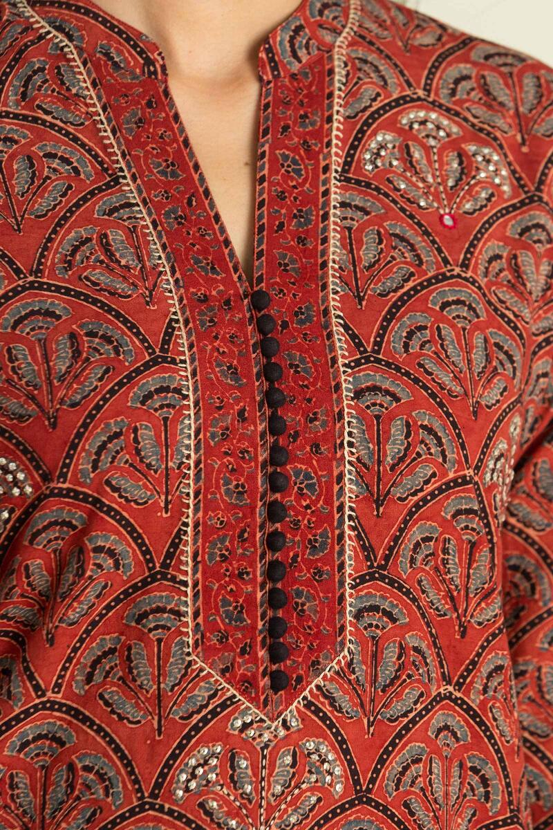 Sehra Nishat Kurta