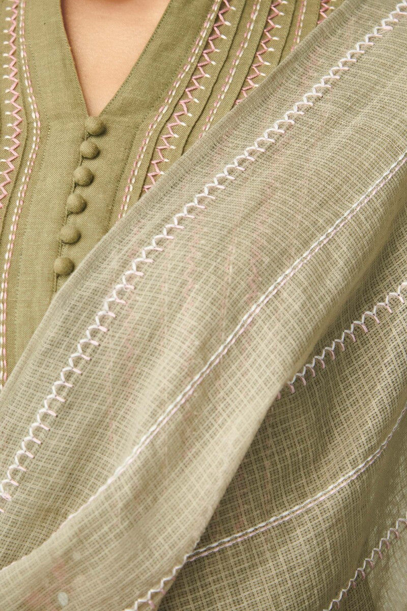 Gulbarg Zubeda Kurta