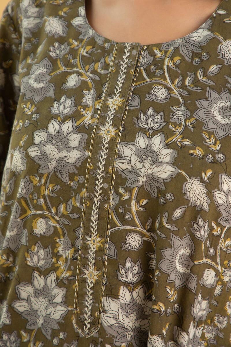 Sehra Mahira Kaftan