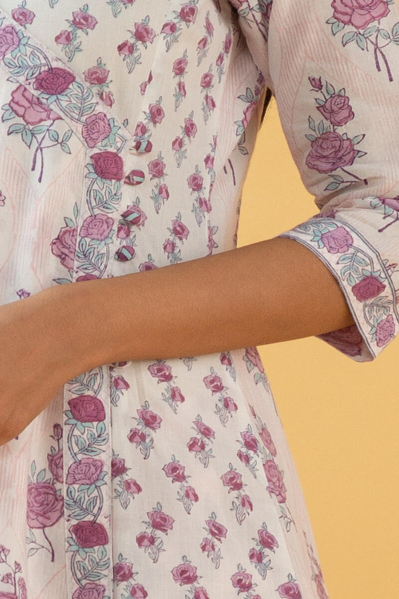Gulbarg Nazam Kurta