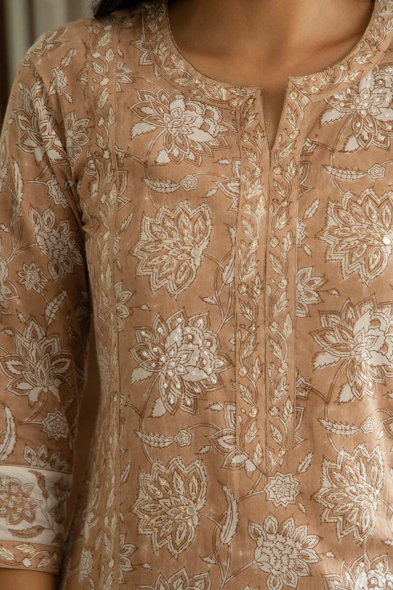 Gauhar Sanam Kurta