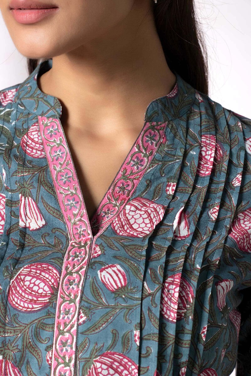 Gauhar Faizah Sanganeri Top