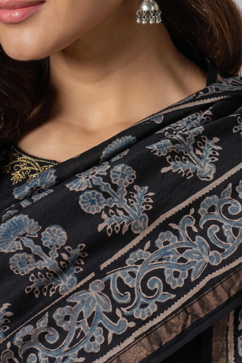 Naadirah Tazmeen Ajrak Chanderi Dupatta