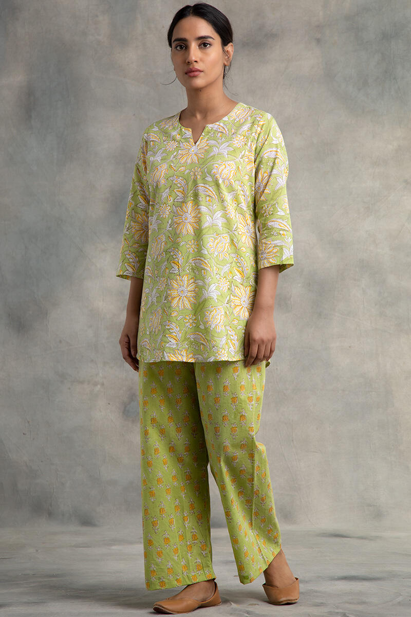 Gauhar Seher Pyjama Set