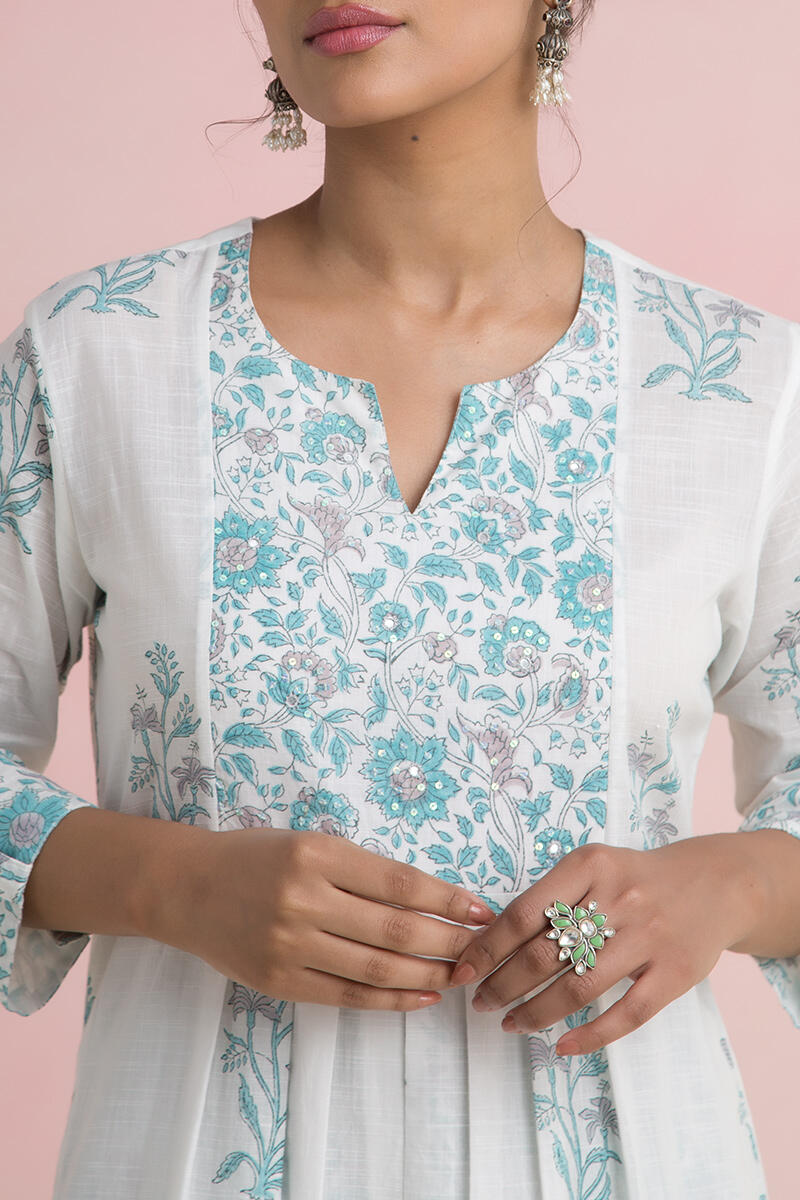 Gauhar Afreeda Kurta