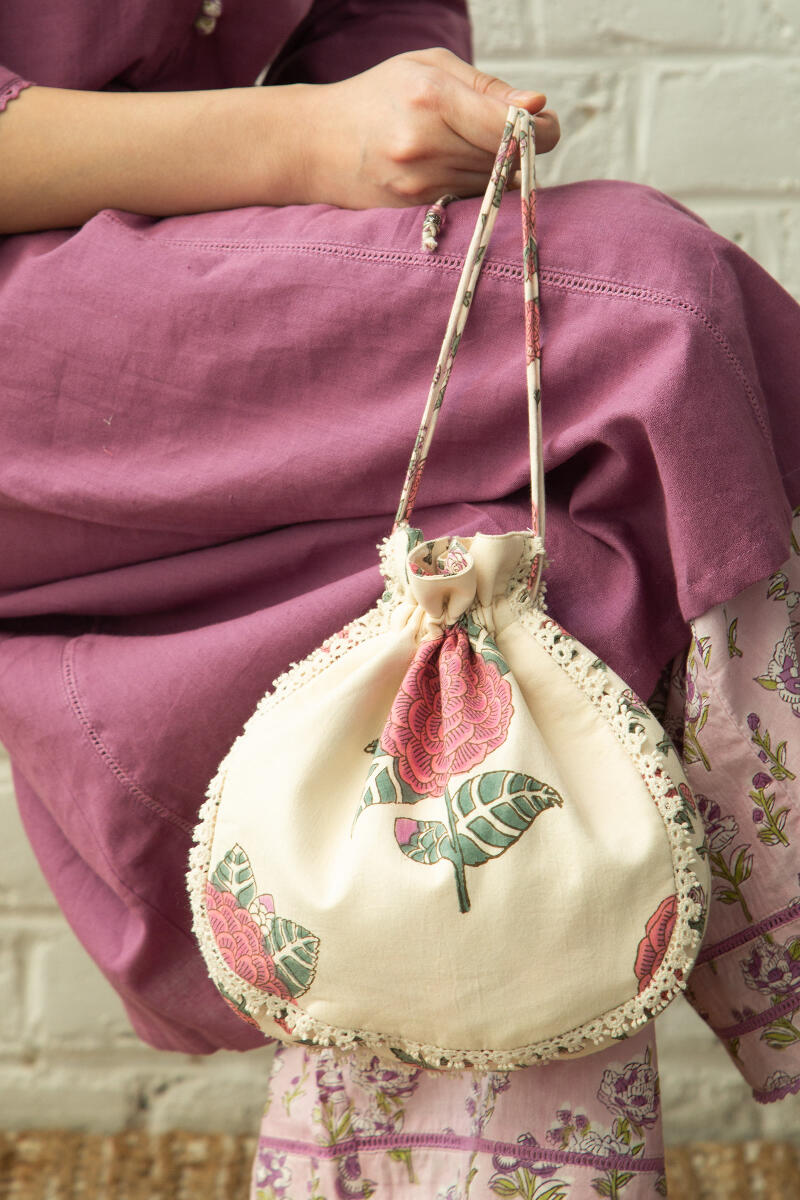 Aashiyana Zara Potli Bag