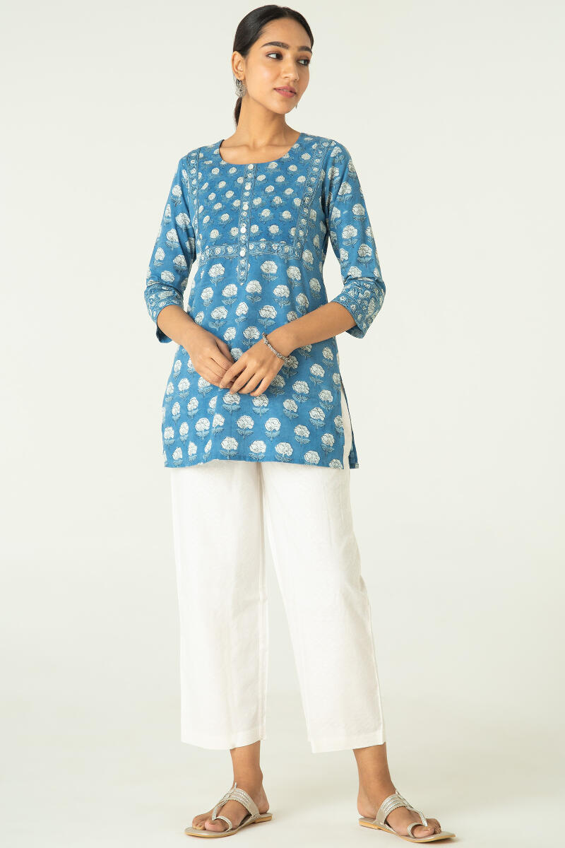 Noor Faheeza Top