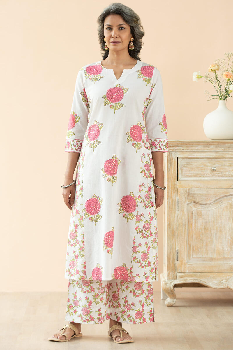 Gulbarg Tazmeen Kurta