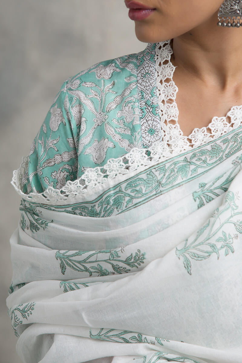 Gauhar Aaliyah Dupatta