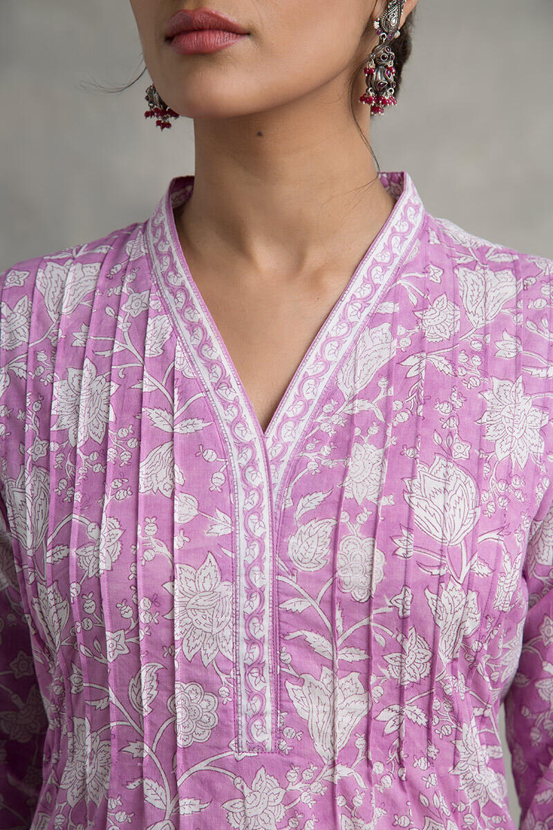 Gauhar Nazneen Kurta