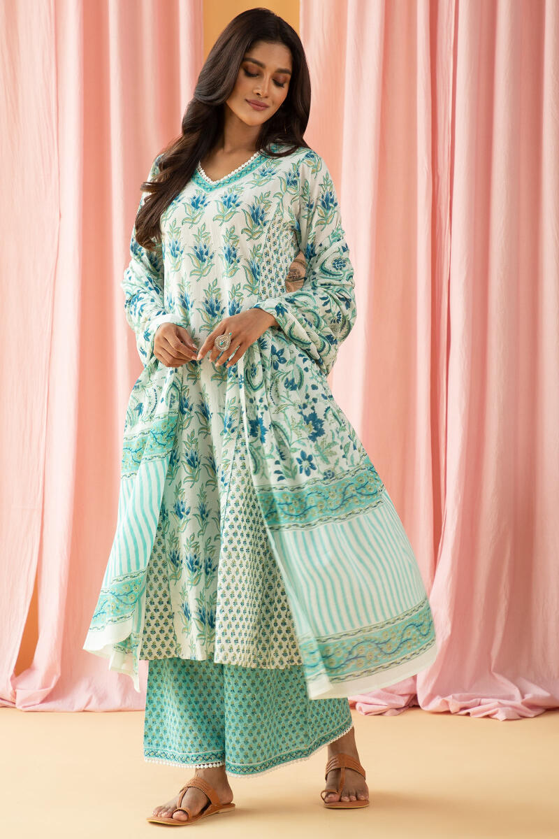 Roz Meher Maira Dupatta