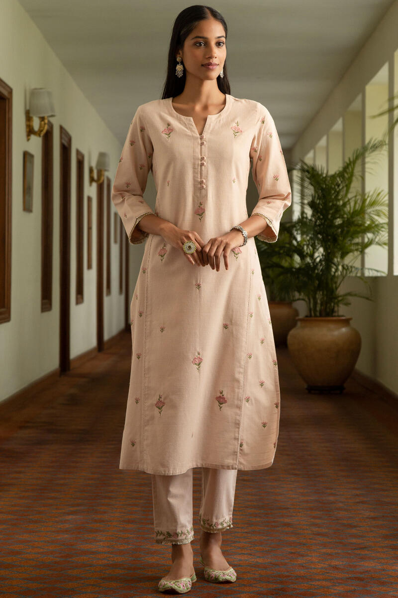 Nazm Mahnoor Handloom Kurta