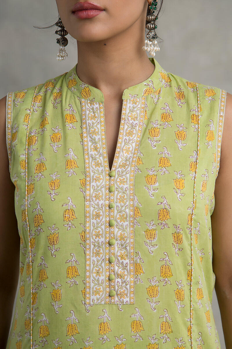 Gauhar Ruhani Kurta