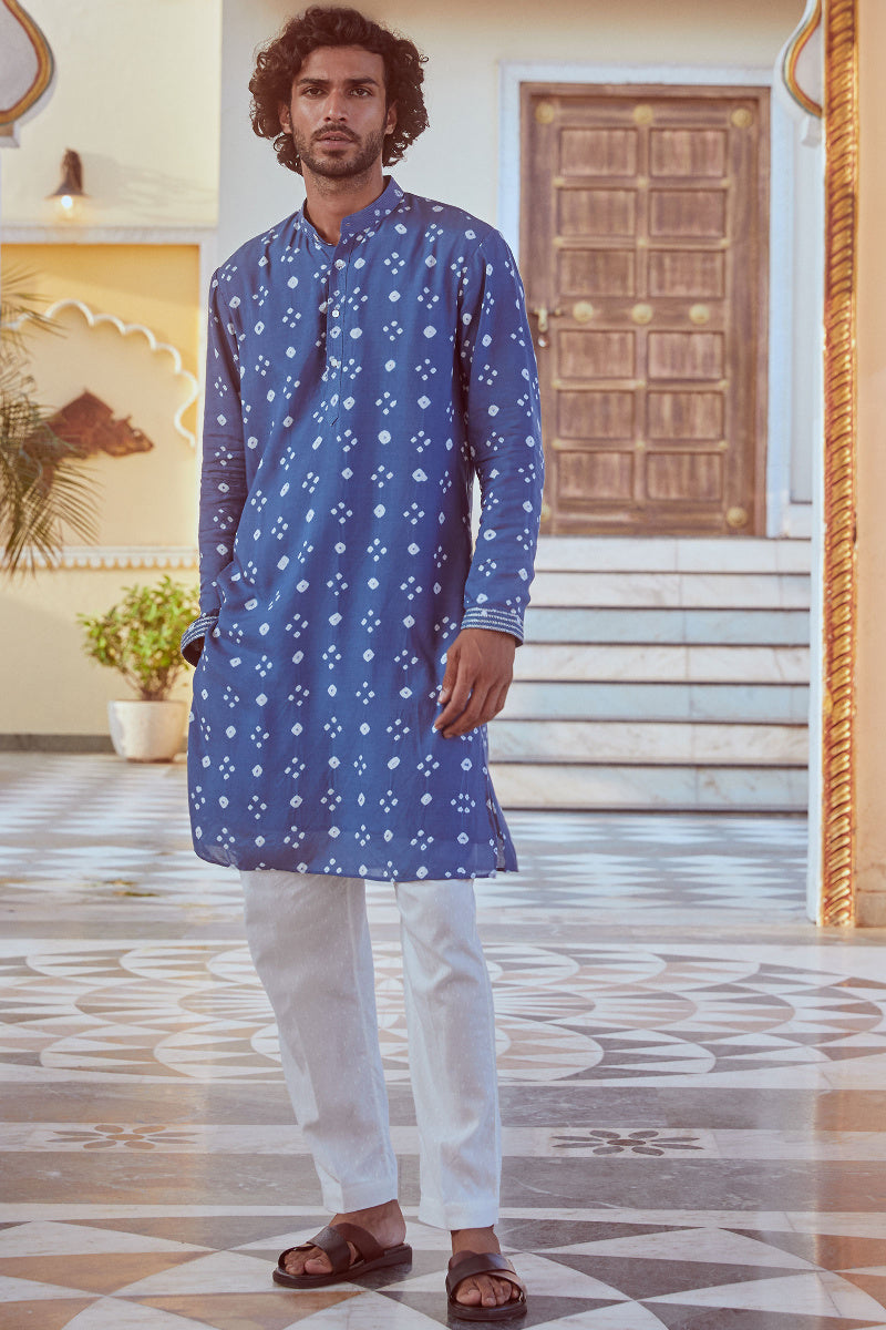 Aatif Modal Bandhej Kurta