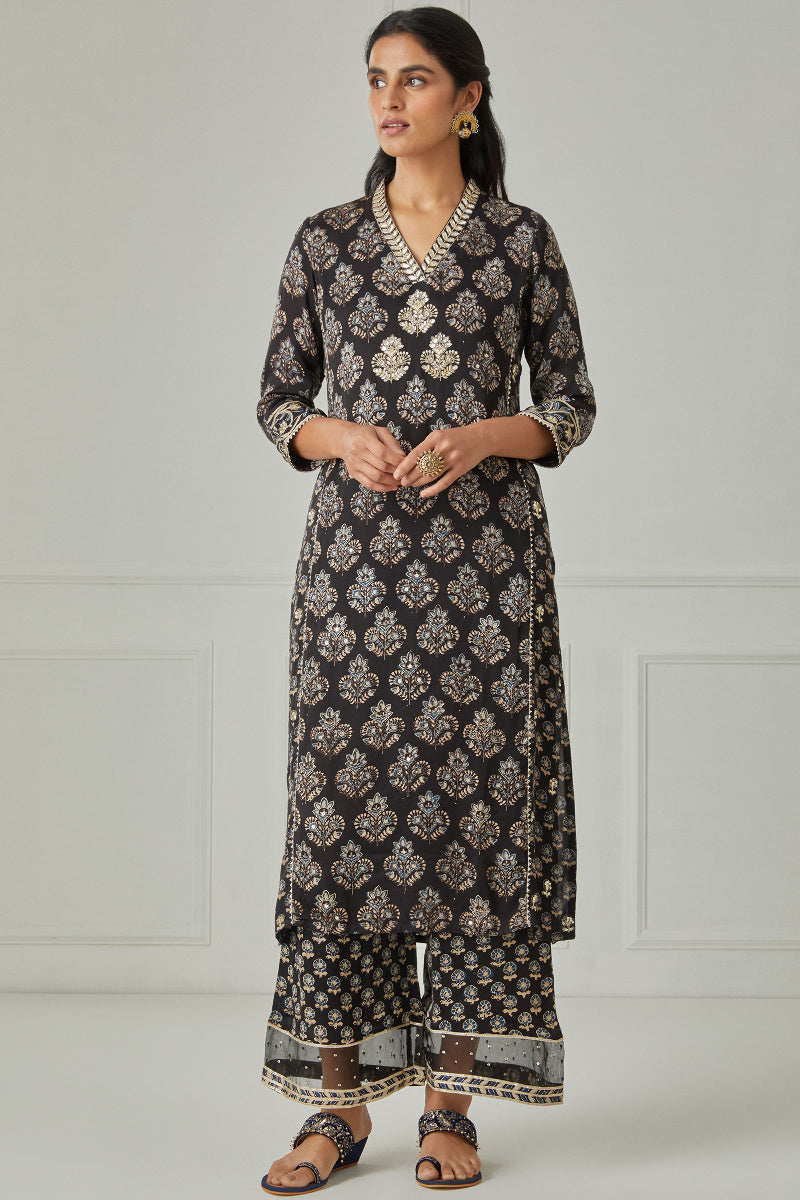 Zubeida Farheen Ajrak Modal Kurta