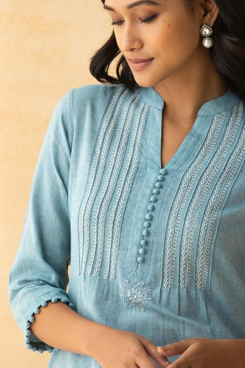 Kashida Farhat Kurta