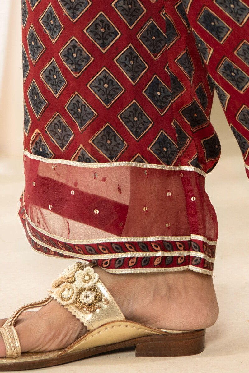 Zubeida Jahanzeb Ajrak Modal Farsi
