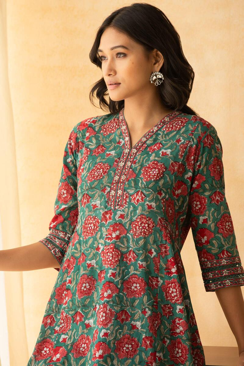 Zahira Farah Kurta