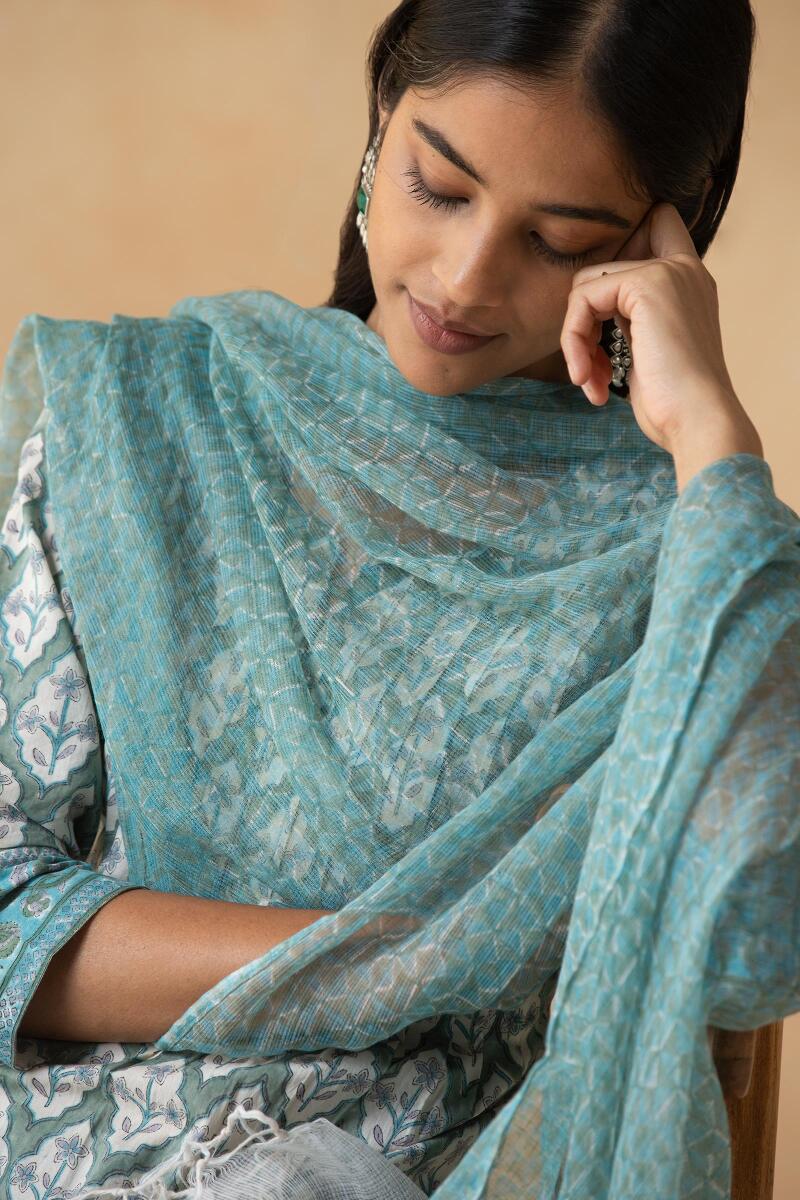 Zahira Maya Kota Dupatta