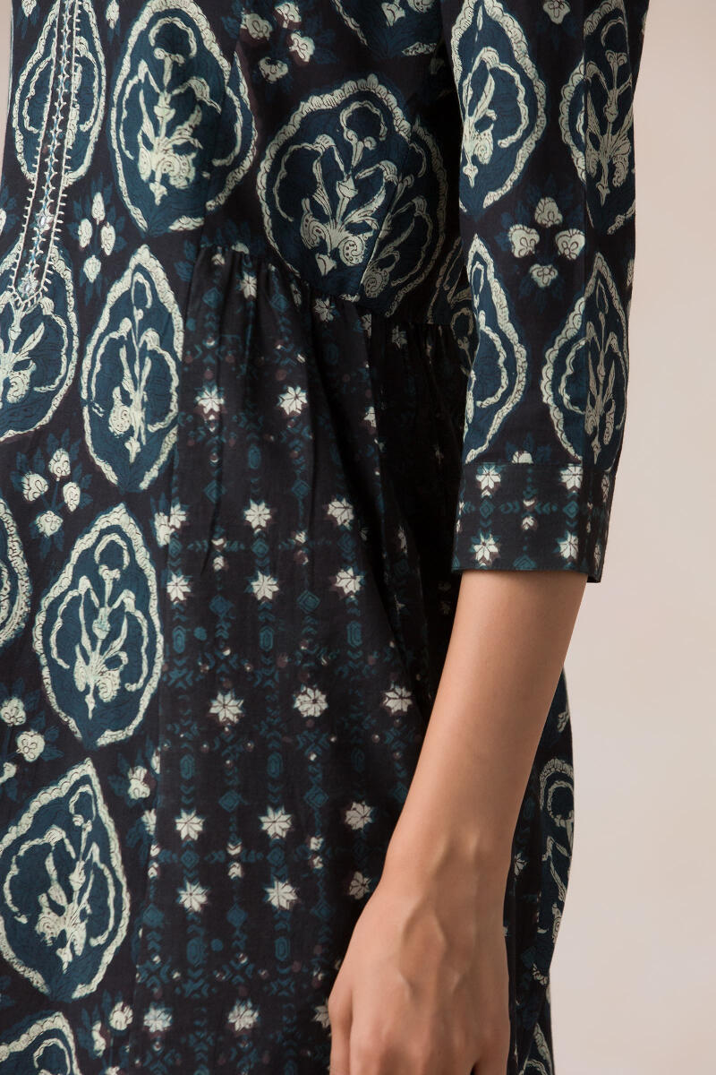 Sehra Maya Kurta