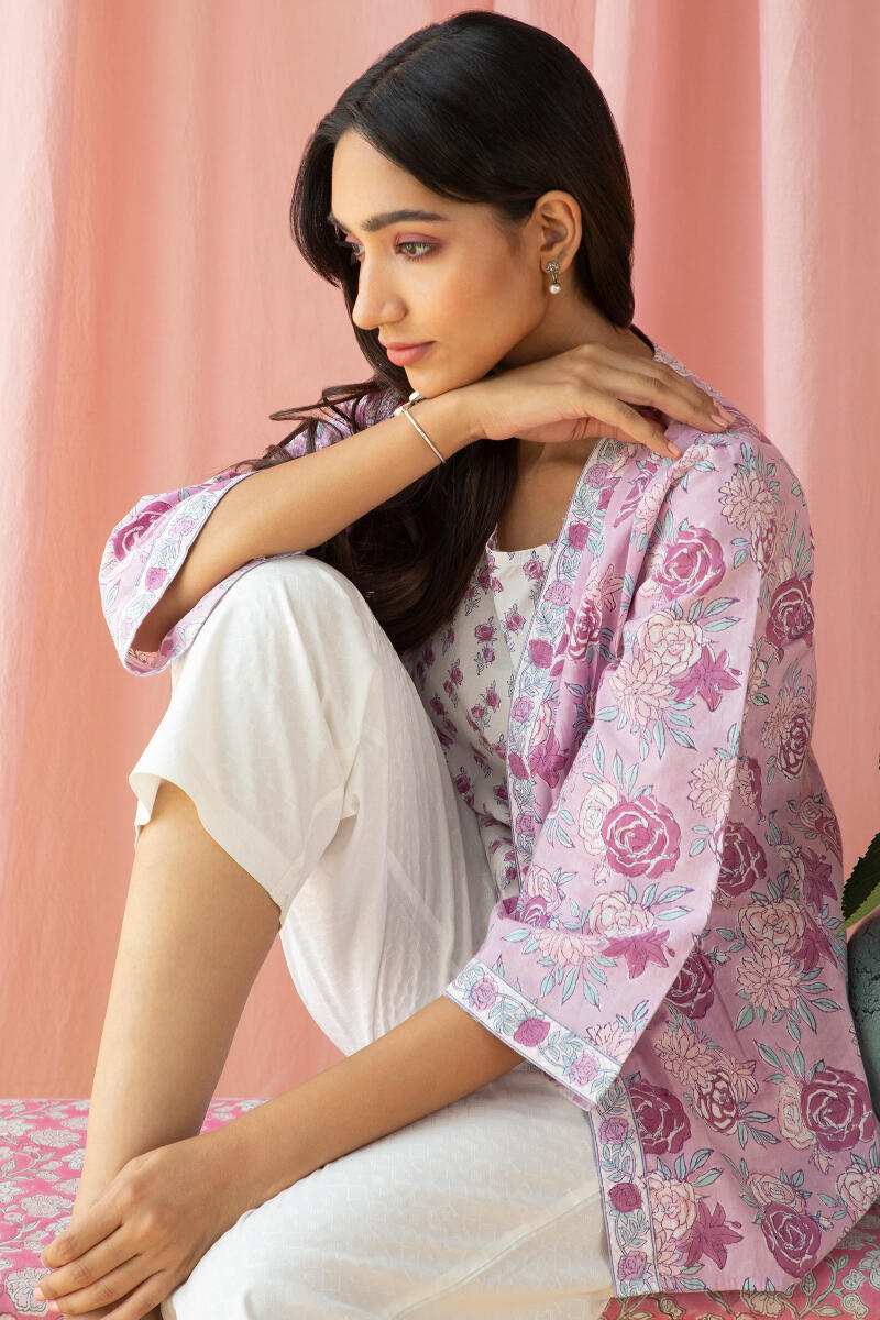 Gulbarg Aahana Kimono