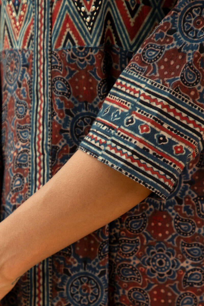 Sehra Nisha Ajrak Kurta