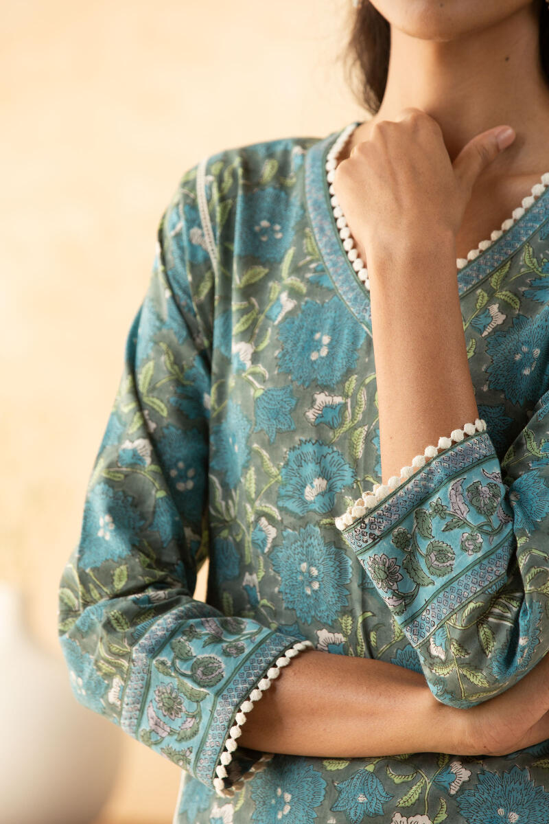 Zahira Samrina Kurta